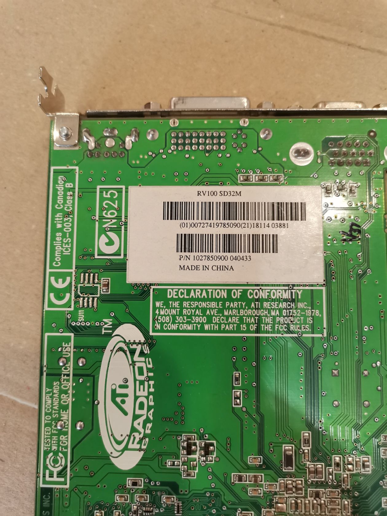 Видеокарта  ATI Radeon 7000 32mb PCI - фото фото фото 2