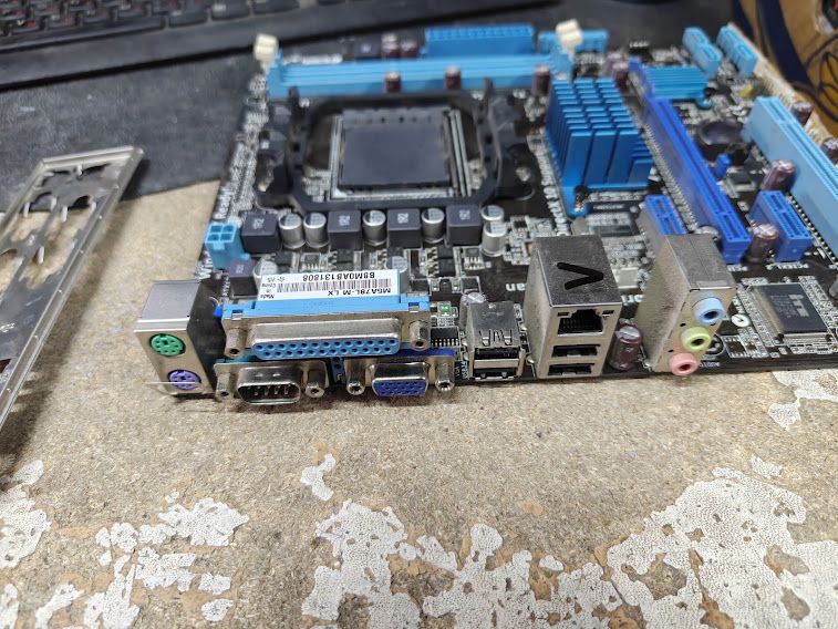 Мат. плата ASUS M5A78L-M LX SocketAM3+ AMD760G PCI-E+SVGA+GbLAN SATA RAID MicroATX 2DDR3 № 262407210 - фото фото фото 2