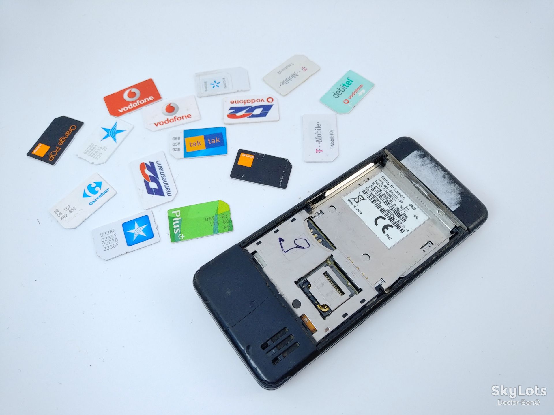Sony Ericsson C902 вмикається - фото фото фото 2