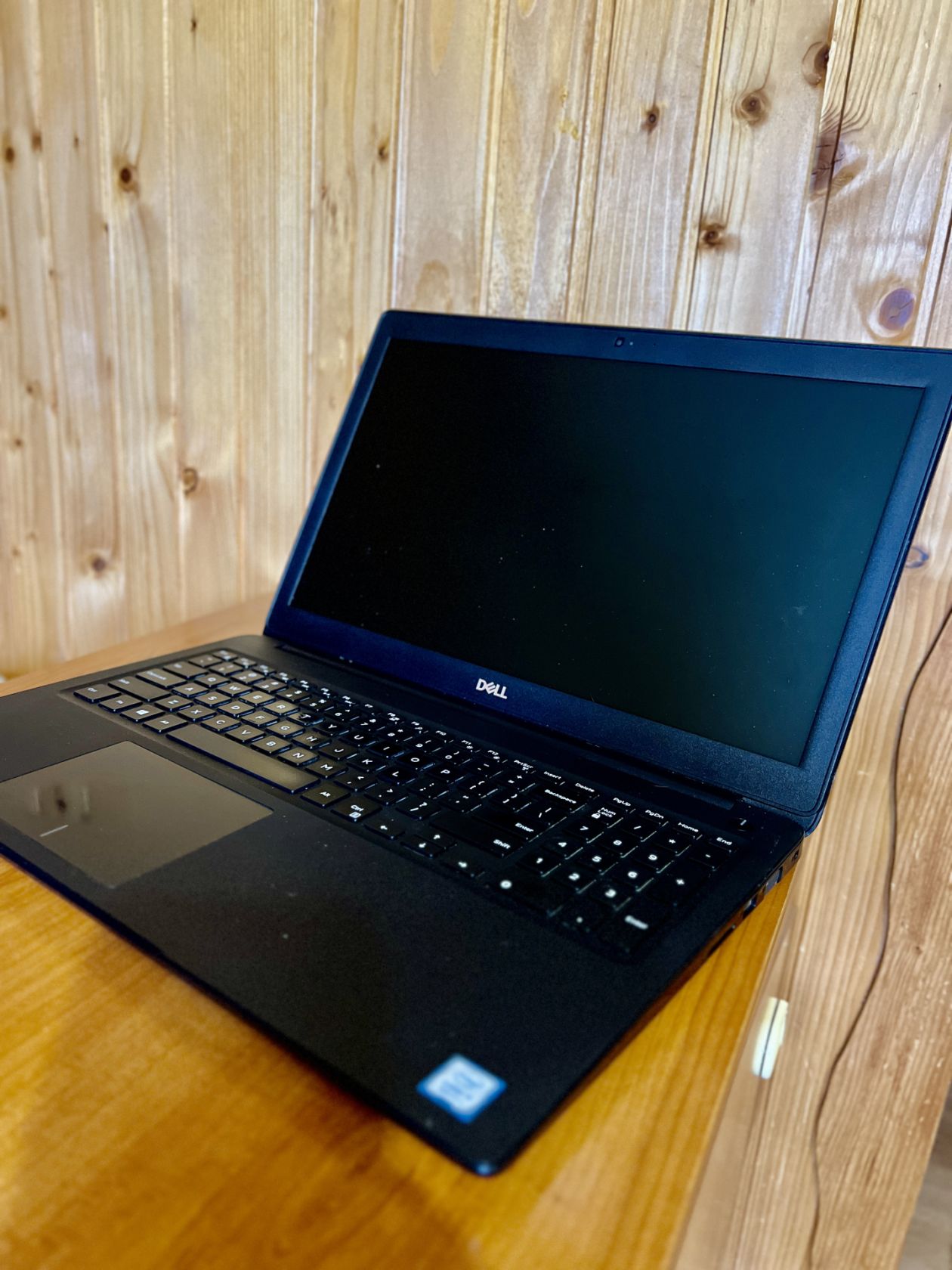 Dell Latitude 3500 Intel i5-8265 | 8Gb DDR4 | 180Gb - фото фото фото 2
