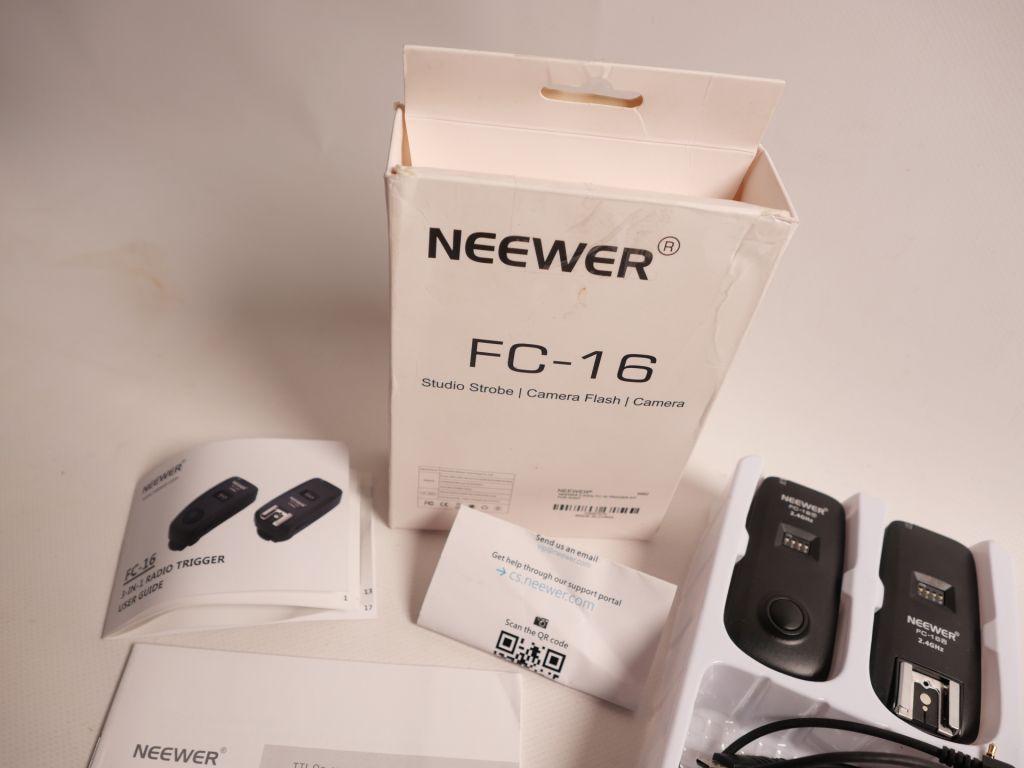 Neewer FC-16 3-в-1 Бездротовий тригер спалаху&amp;#92; Бездротовий приймач та передавач спалаху - фото фото фото 1