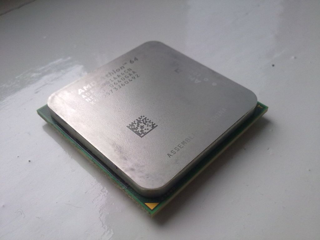 AMD Athlon 64 3200+ ADA3200IAA4CN 2.0 Ghz - фото фото фото 3