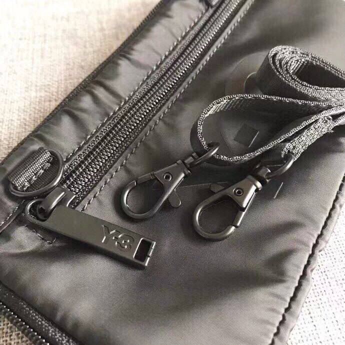 Міні-сумка Y-3 CH2 GFX Pouch Bag Yohji Yamamoto - фото фото фото 4