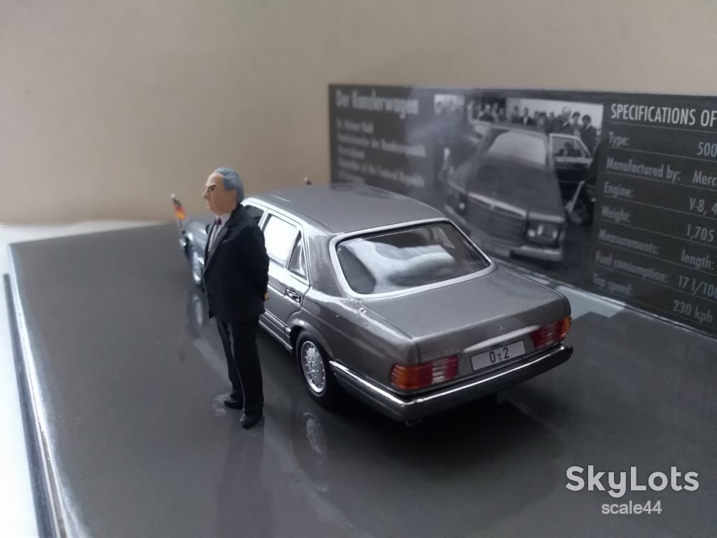 Mercedes-Benz 500SEL Helmut Kohl 1985.Minichamps.1/43 - фото фото фото 3