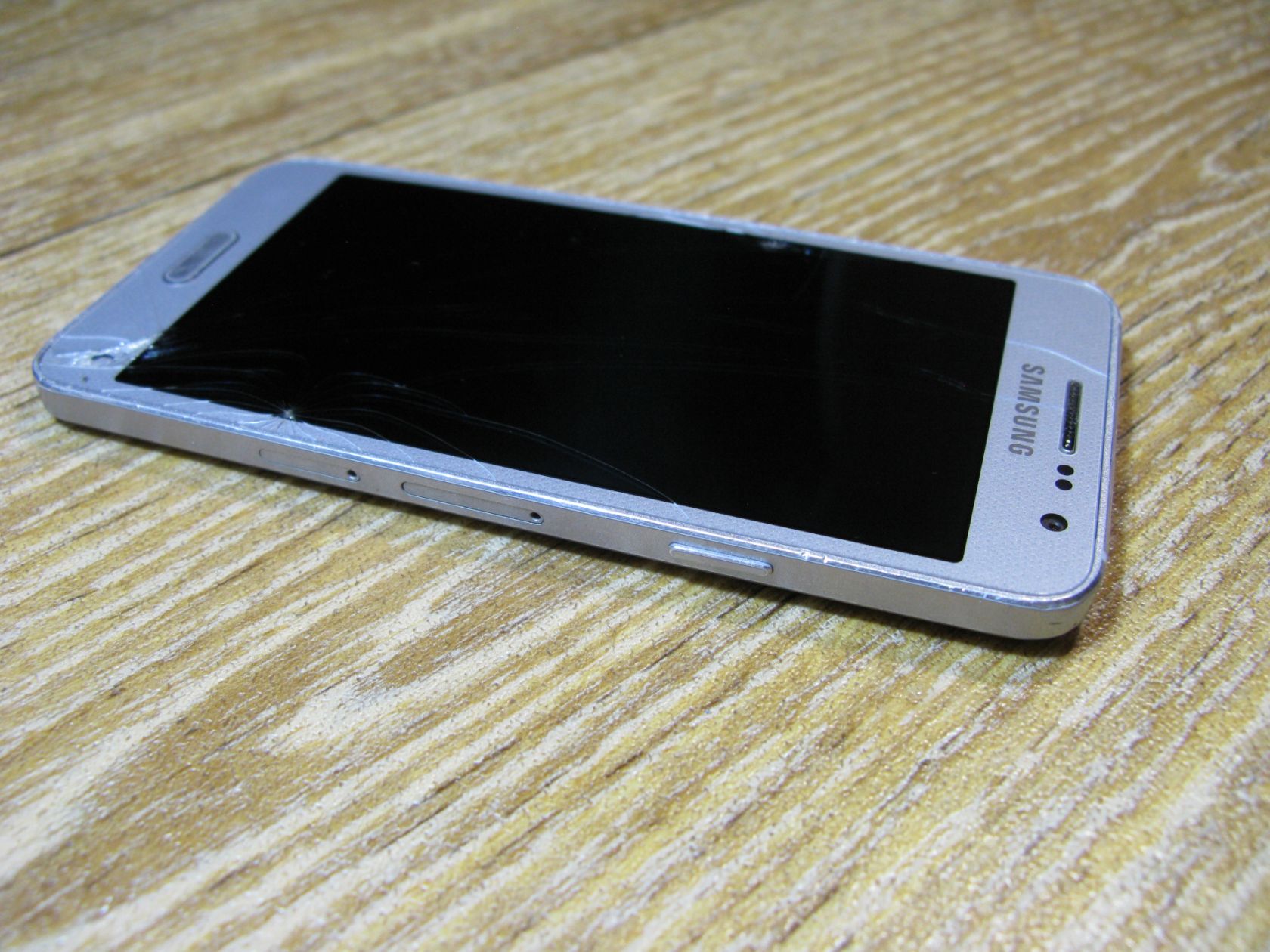 Samsung Galaxy A3 SM-A300FU 2/16GB - фото фото фото 5