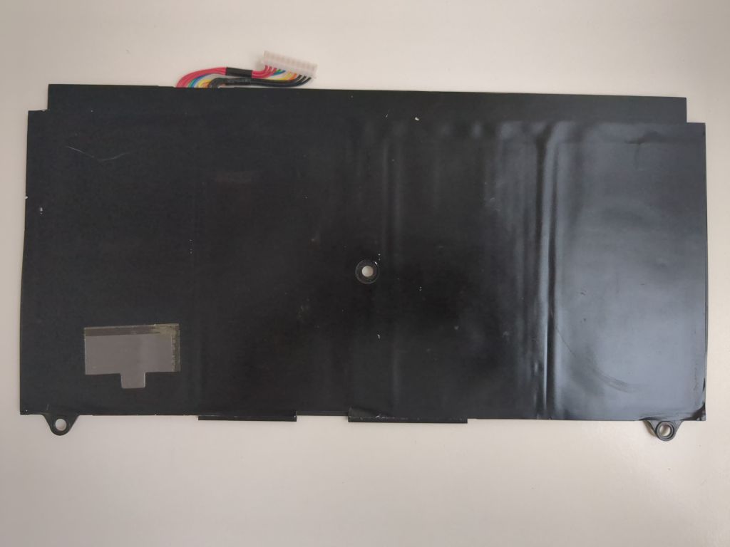 Оригінальна батарея Acer Aspire S7-392  AP13F3N Знос 12% - фото фото фото 4