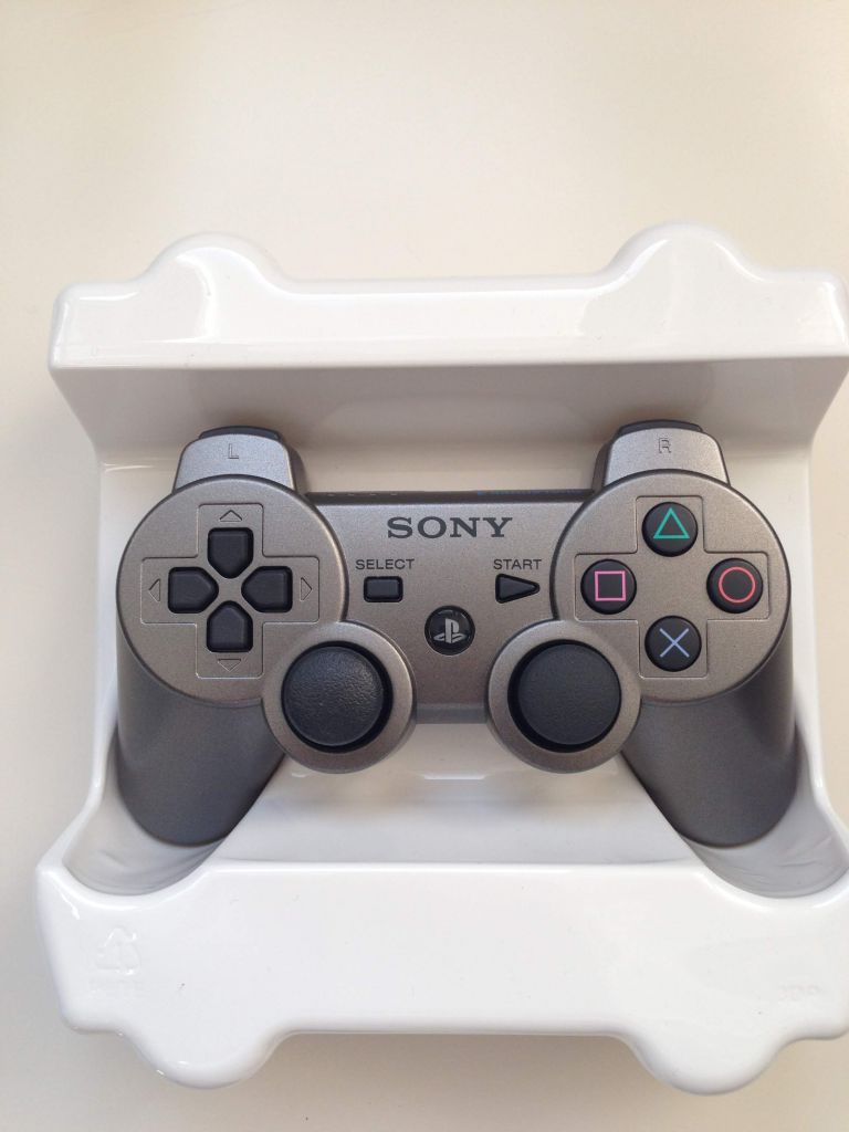 Sony PlayStation 3 DualShock Silver-Original - фото фото фото 1