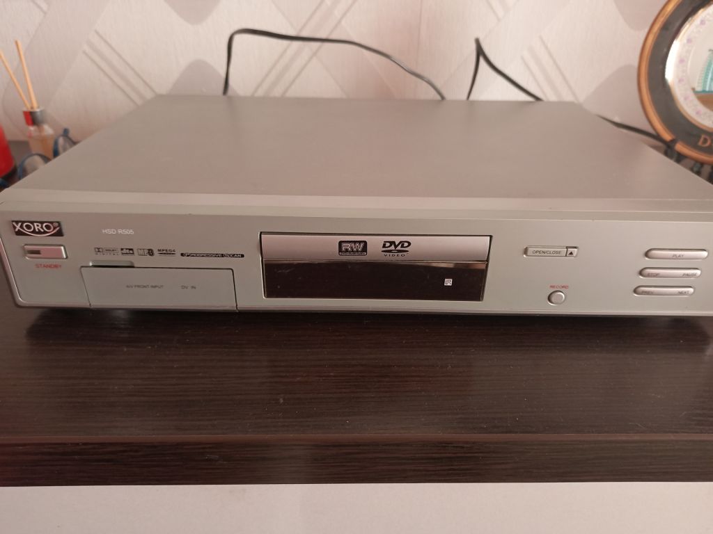DVD плейер  XORO  HSD R505     ( не полностью  рабочий)  продажа только в Киеве - фото фото фото 0