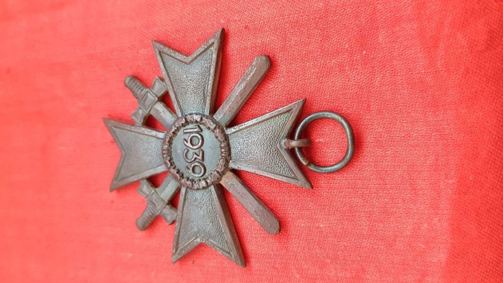 Kriegsverdienstkreuz mit Schwertern, 2. Klasse, KVK - фото фото фото 9