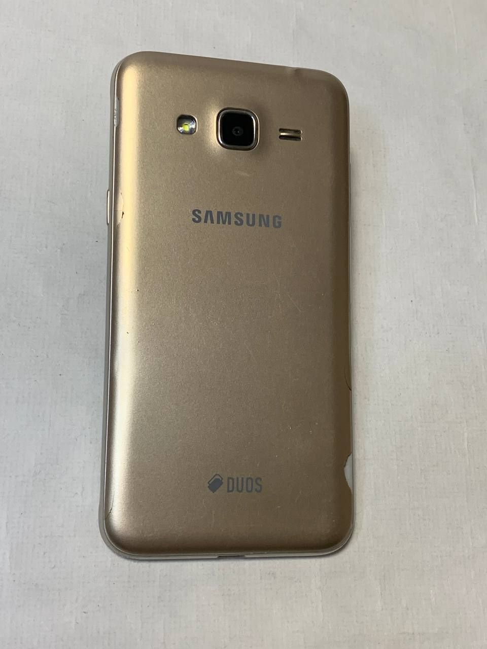 Samsung Galaxy J3 2016 J320H/DS - фото фото фото 1