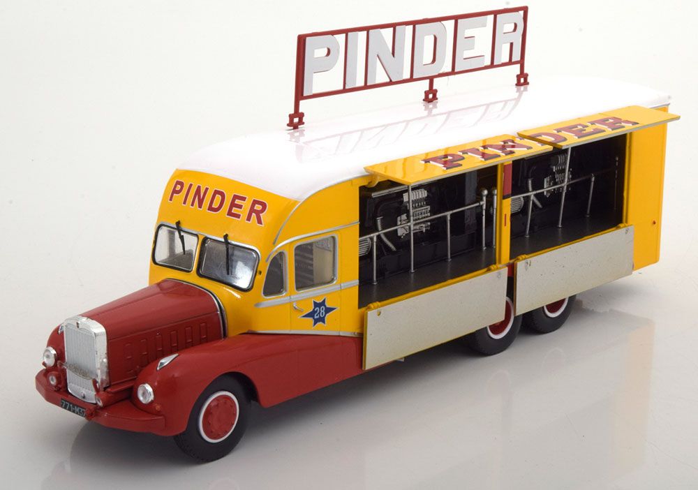 Altaya Direkt Collection 1:43 Bernard 28 Electrical Truck, Circus Pinder  (1951) - фото фото фото 2