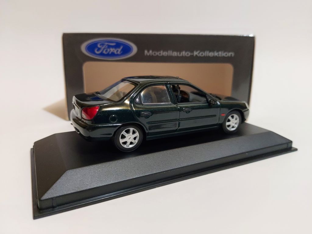 Minichamps 1:43 Ford Mondeo  (1997) darkgreen-metallic - фото фото фото 4