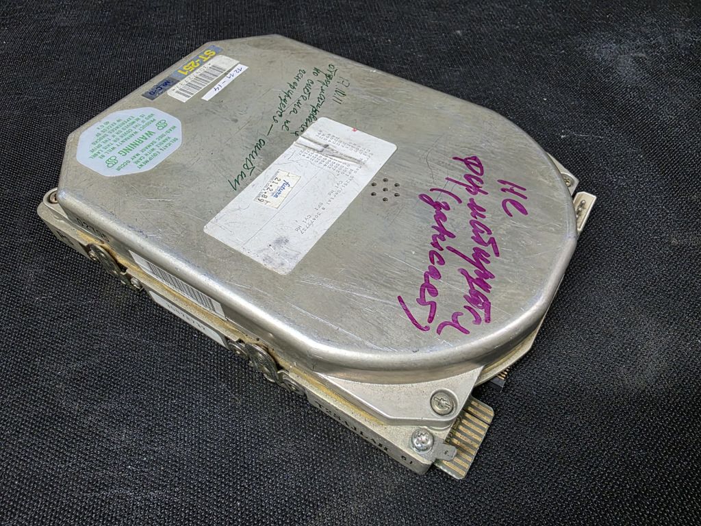 ST-251 Seagate 42.8Mb MFM вінтажний жорсткий диск неробочий  (1211-14) - фото фото фото 3