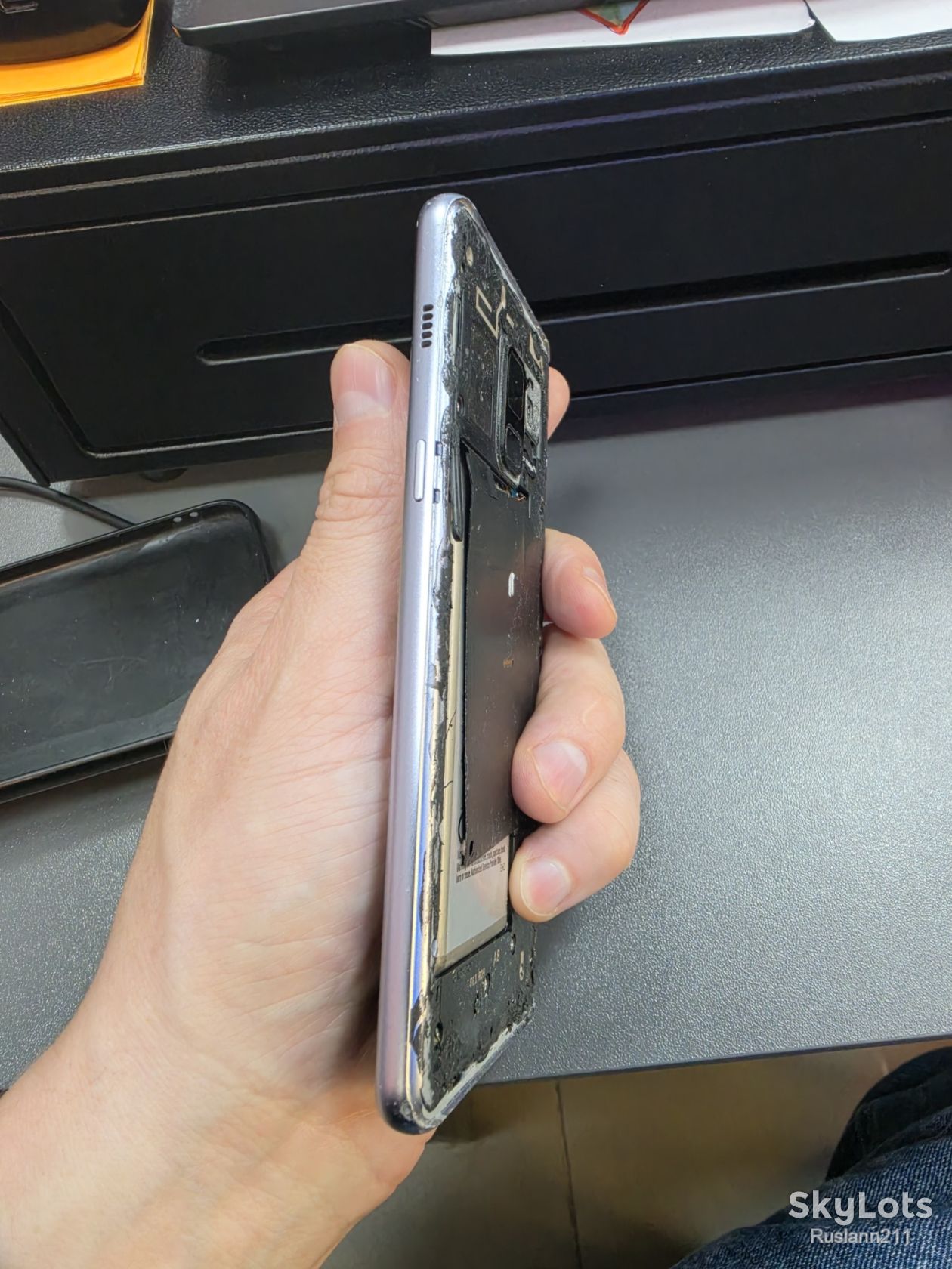 Samsung Galaxy A8 2018 4/32Gb Android 9 - фото фото фото 4