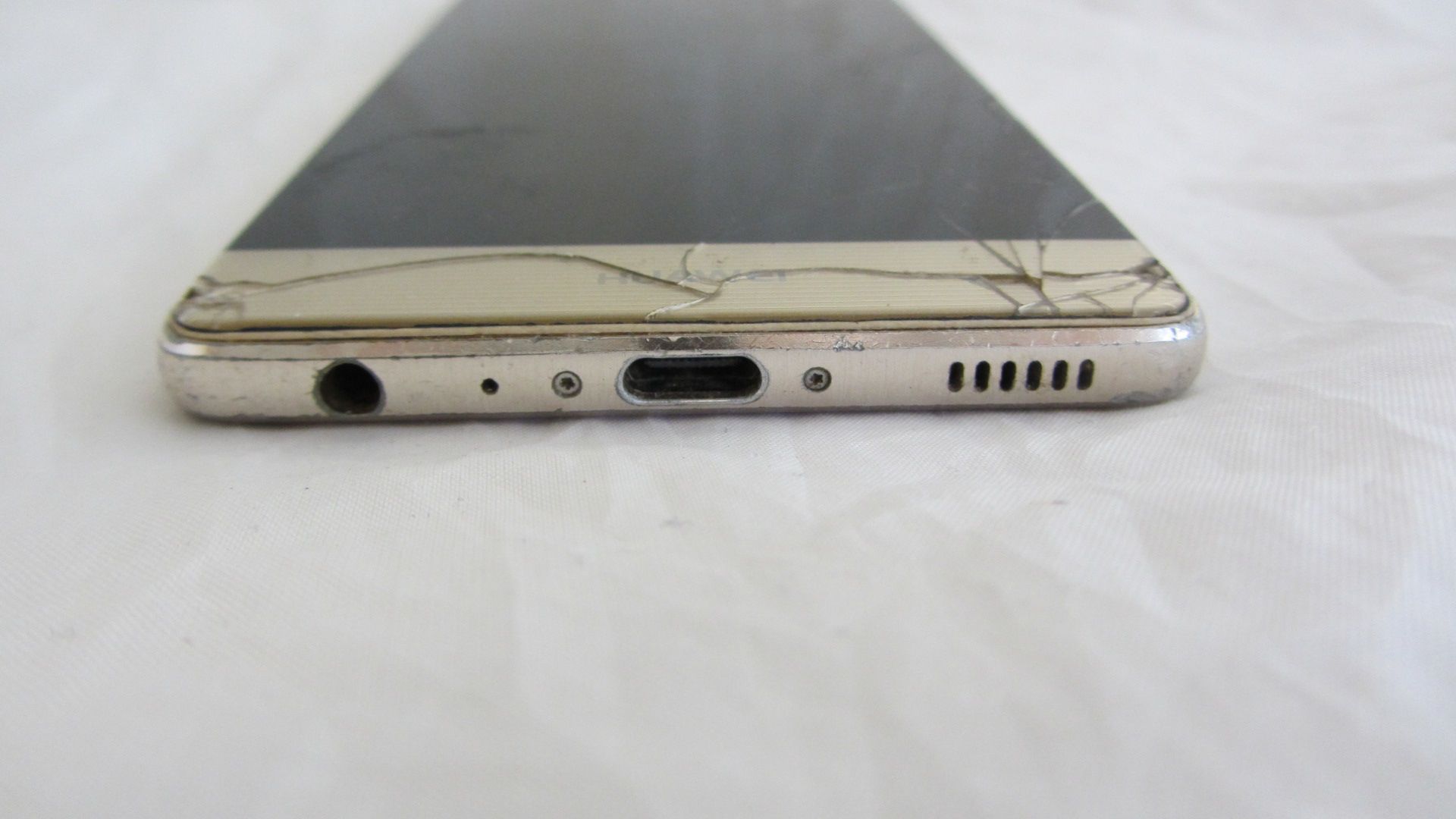 HUAWEI P9 Dual SIM   (EVA-AL10) Gold - фото фото фото 1