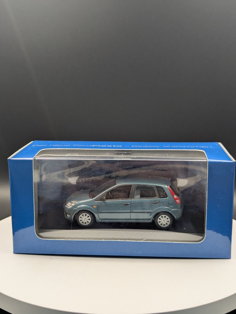 Ford Fiesta 1:43 Minichamps - фото фото фото 0