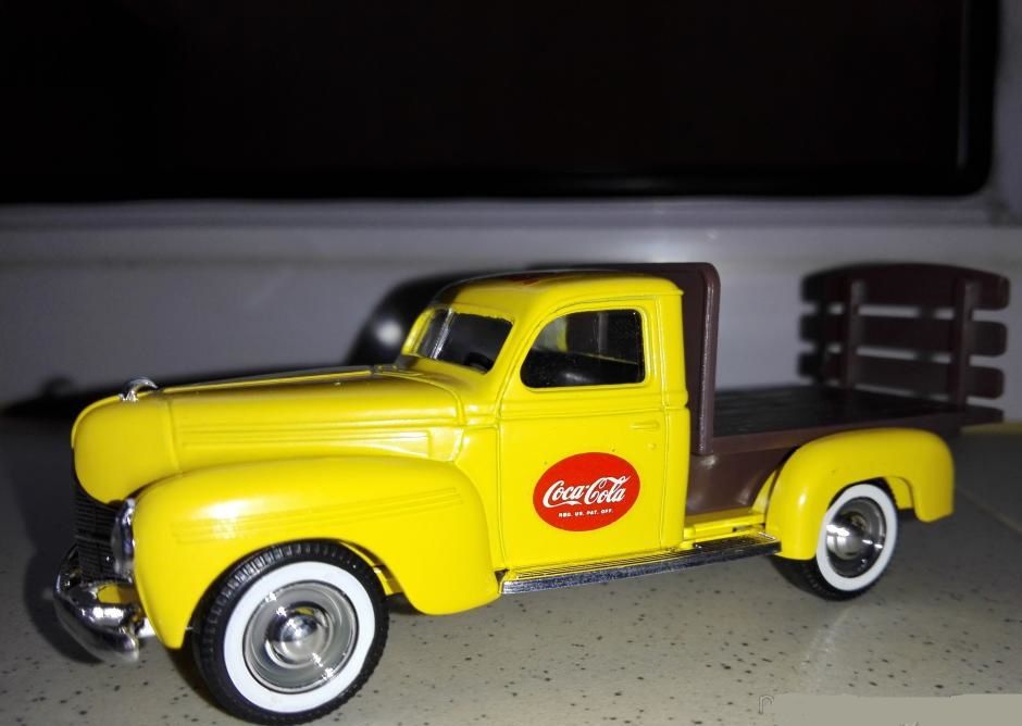 1/43 DODGE 1940 Coca Cola. SOLIDO. - фото фото фото 0