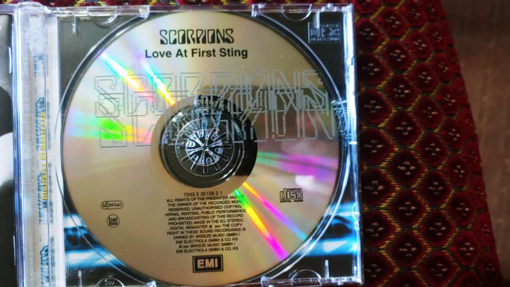CD Scorpions - Love at first sting - фото фото фото 2