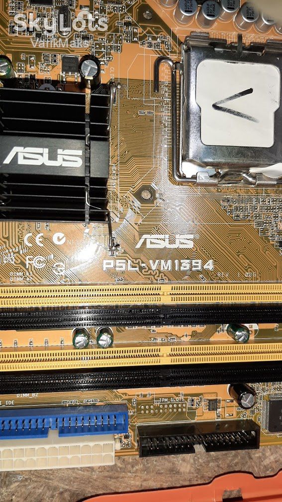 Мат. плата ASUS P5L-VM1394 LGA775 i945G PCI-E+SVGA+GbLAN+1394 SATA MicroATX 4DDR2 - фото фото фото 1