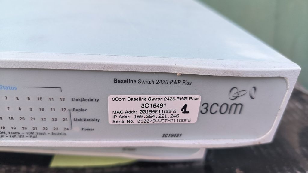 Комутатори 3Com Baseline Switch 2426-PWR Plus 8 портів 1000Mbit   (3C16491-ME) - фото фото фото 1