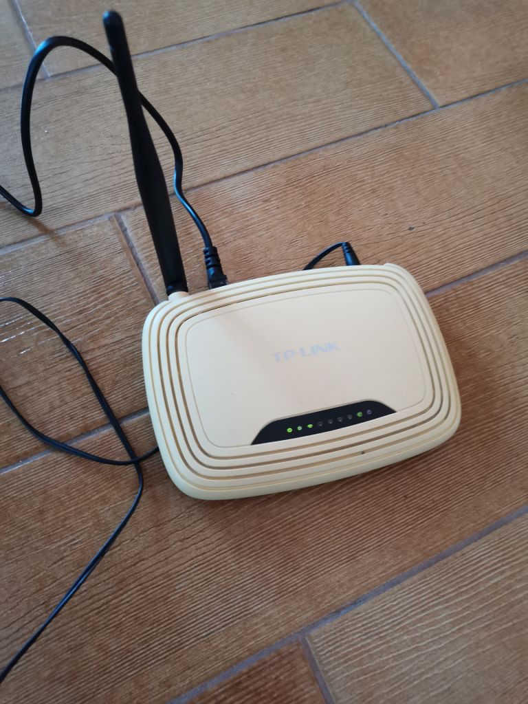 Роутер Tp-link TL-WR740N - фото фото фото 2