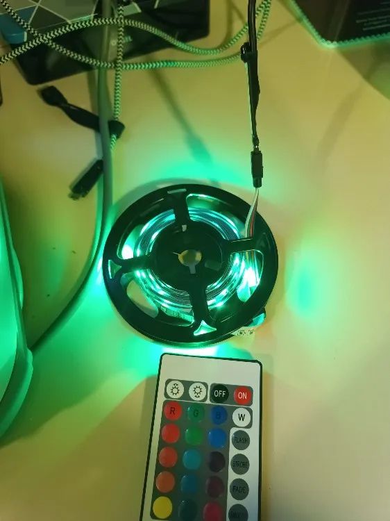 Светодиодная лента 5 В SMD 2835 USB RGB 3 м APP Control Bluetooth - фото фото фото 5