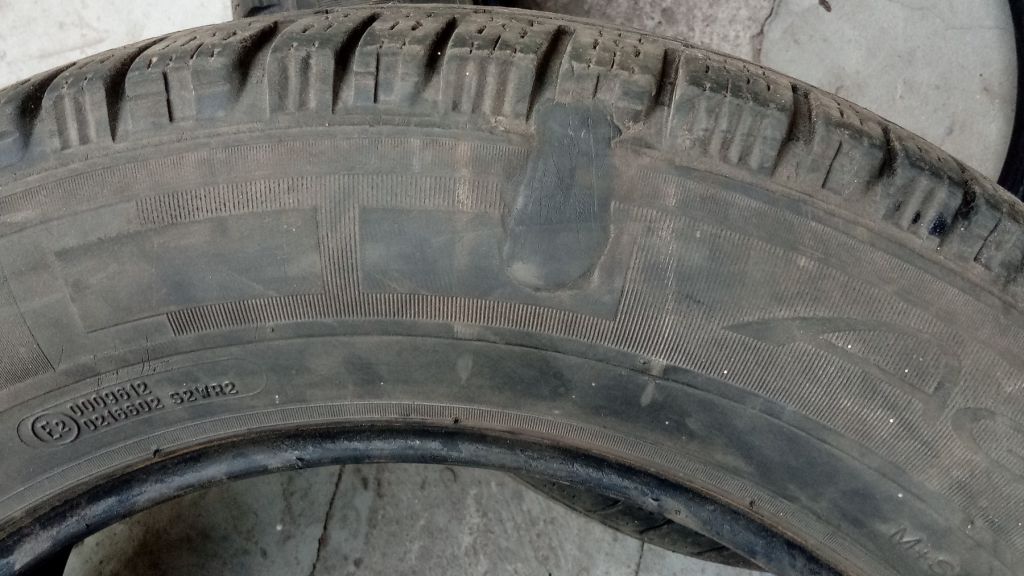 Зимова гума Michelin Agilis Alpin 215 65 R16C 2 шт. - фото фото фото 5