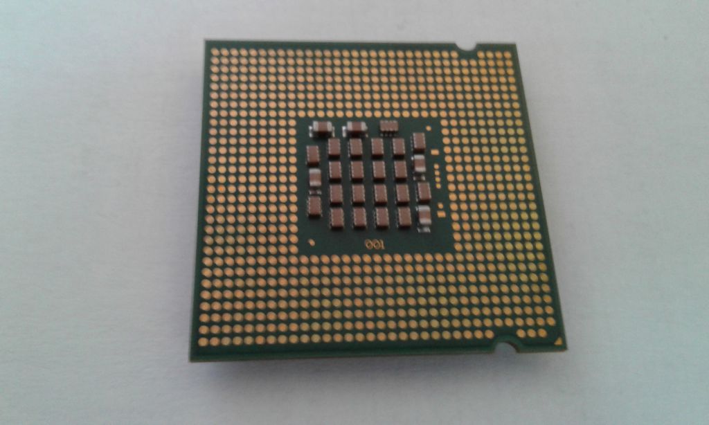 Процессор Intel Pentium 4 630 3.00GHz/2M/800 SL7Z9 - фото фото фото 1