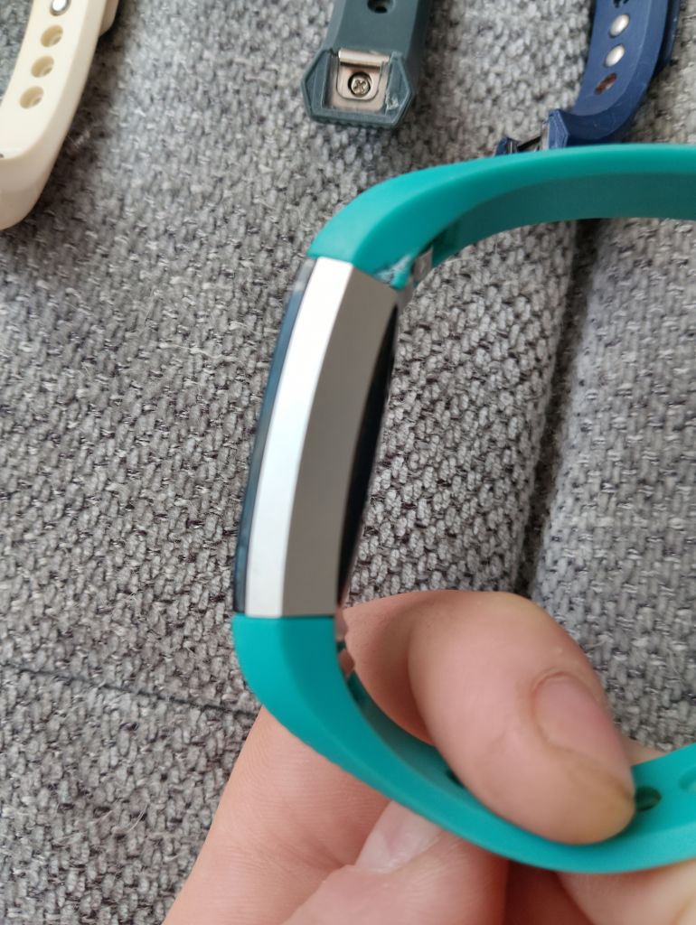 Фітнес-браслет Fitbit Alta HR + зміні ремешки - фото фото фото 4