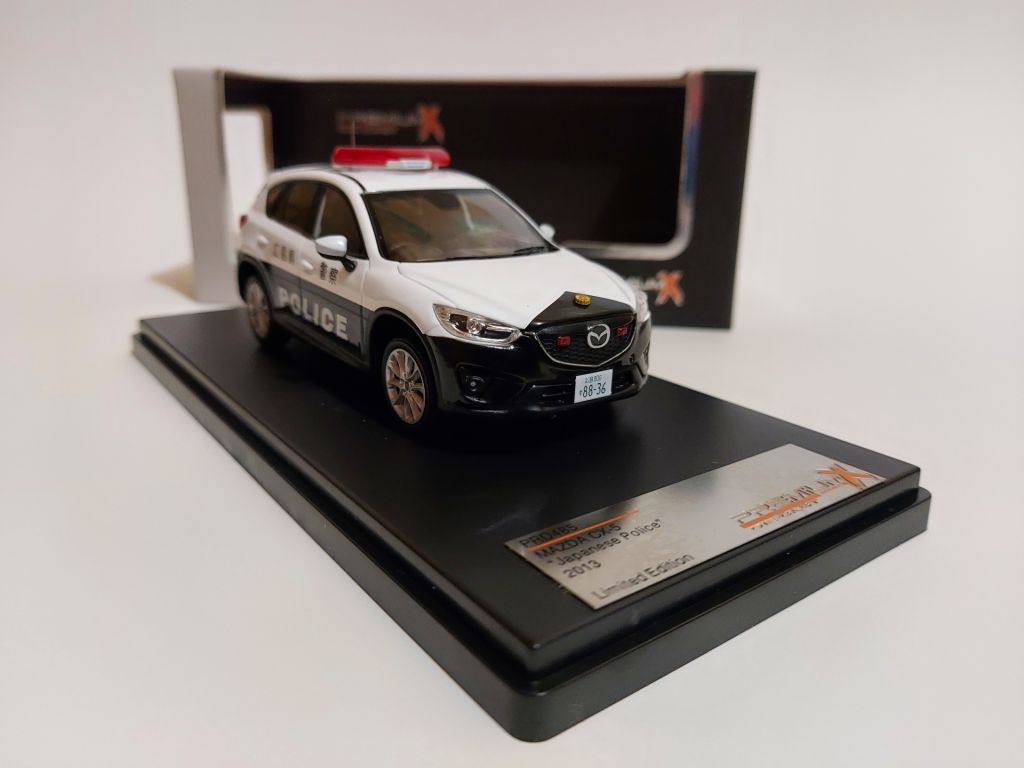 Premium X 1:43 Mazda CX-5, Japanese Police  (2013) - фото фото фото 6