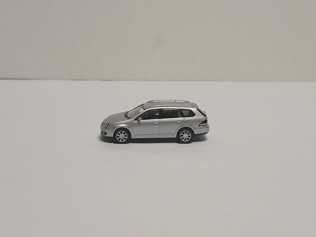 Автомобіль VW GOLF V Variant. WIKING 1:87 H0  (11854). - фото фото фото 2