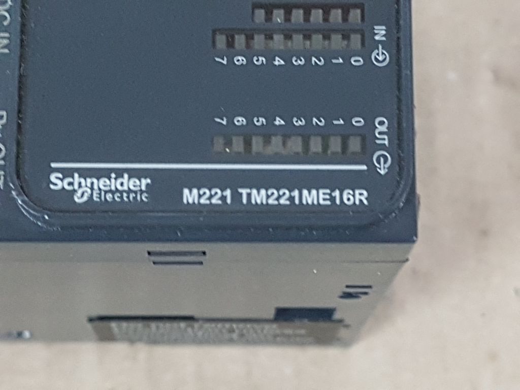 Контроллер Schneider Electric Modicon M221 TM221CE16R  (№340) - фото фото фото 1