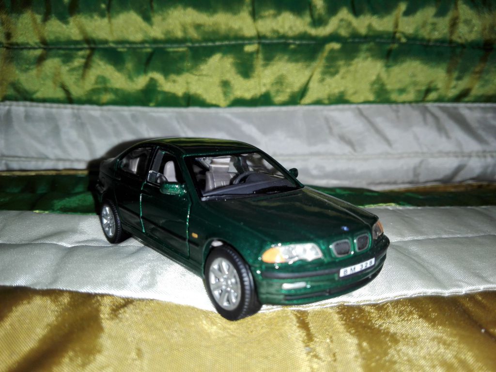 1/43 BMW 3 Series. Cararama. - фото фото фото 1