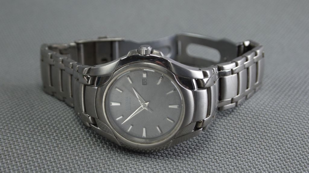 Годинник TITANIUM CITIZEN Eco-Drive 100м. дата серый циферблат №2 Вживане - фото фото фото 0
