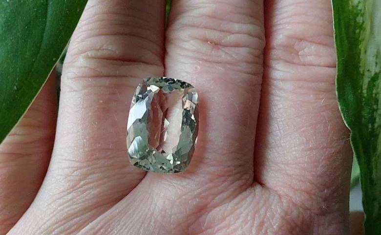 Празиолит  11.38ct 17.4x12.6mm - фото фото фото 4