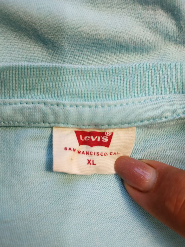 Футболка блакитна жіноча LEVIS p-p XL - фото фото фото 5