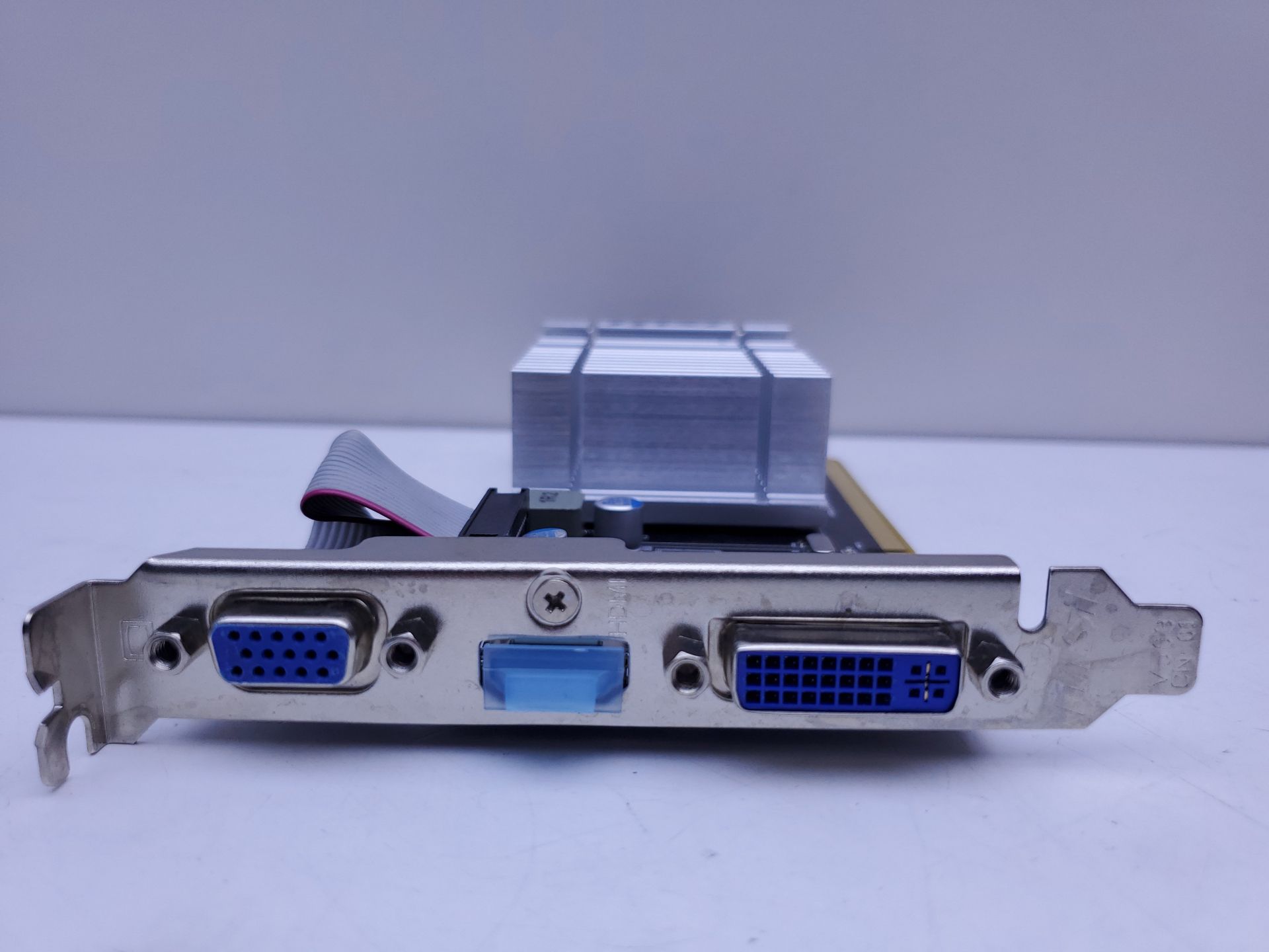 Видеокарта MSI Radeon HD 5450 1GB  (GDDR3,64 Bit,PCI-Ex,Б/у) - фото фото фото 1