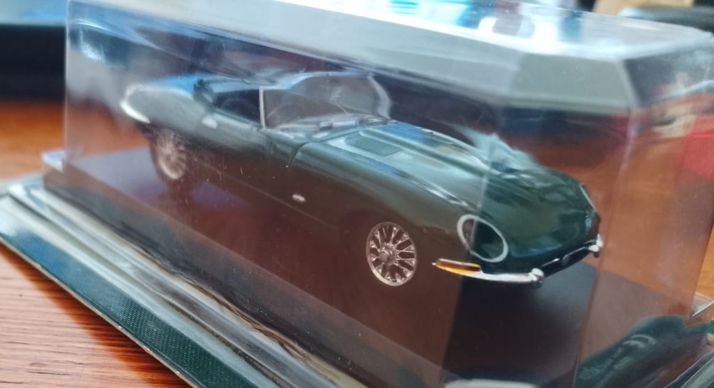 Модель 1:43, Jaguar E-Type 1961 года. - фото фото фото 0