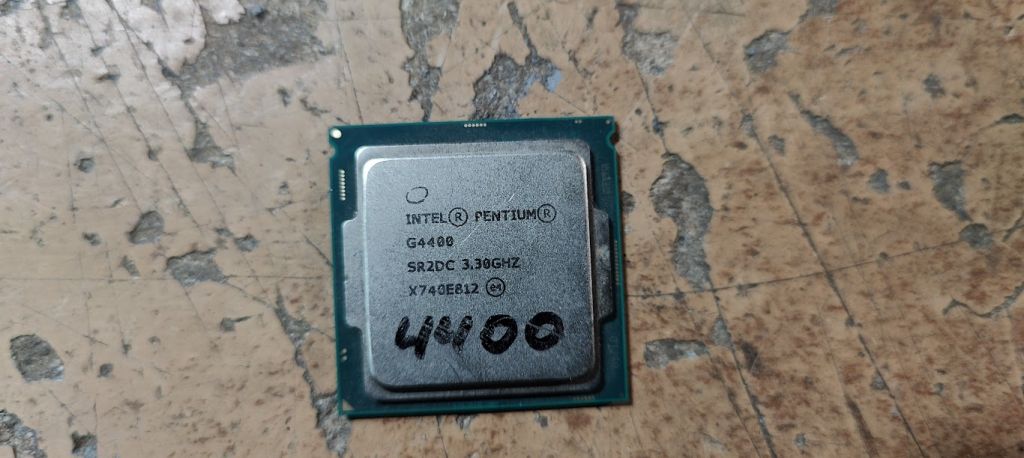Процессор Intel Pentium G4400 3.30GHz socket LGA1151 № 231602 - фото фото фото 0