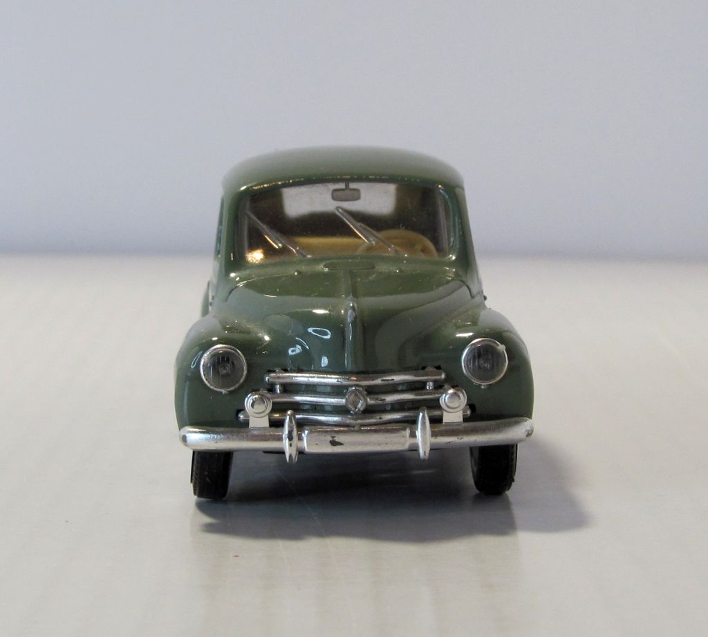 Renault 4 CV, Solido. Made in France. 1:43 . Рено 4 CV - фото фото фото 3