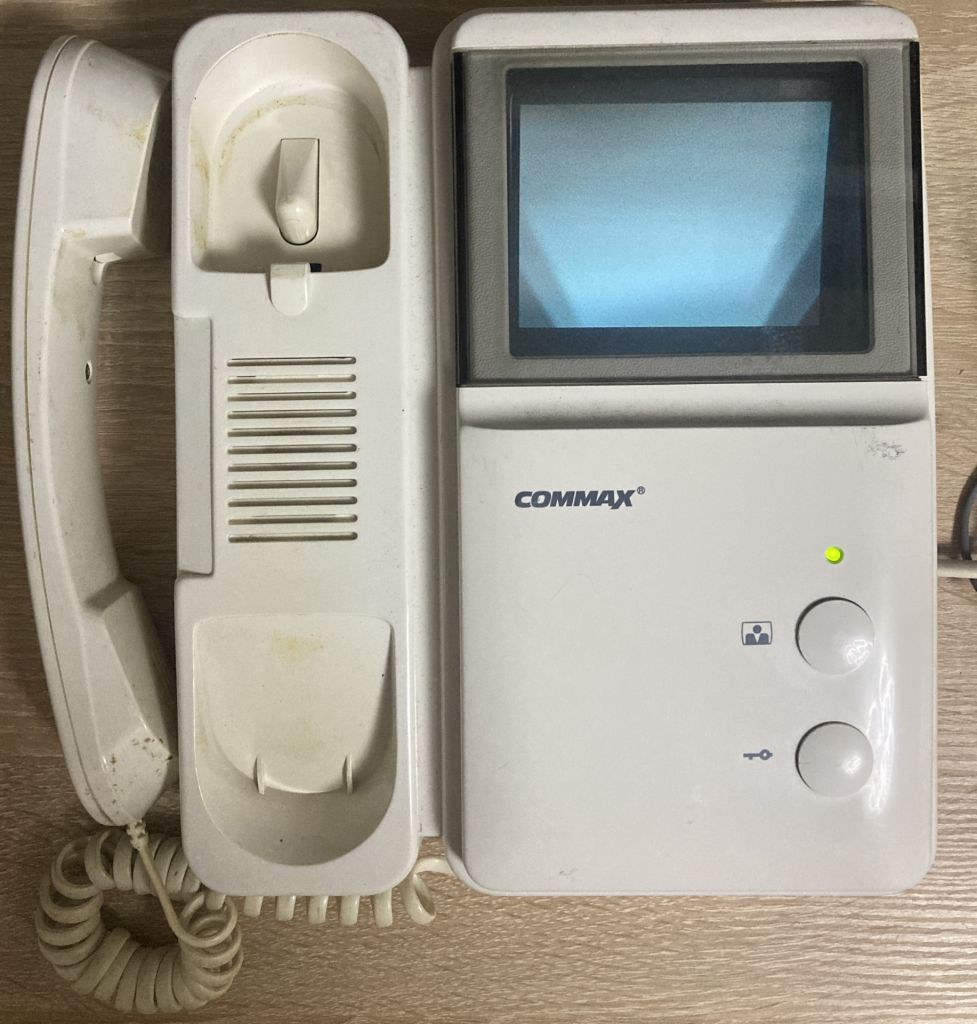 Видеодомофон Commax dpv-4mtn. Б/у. Нерабочий! - фото фото фото 0