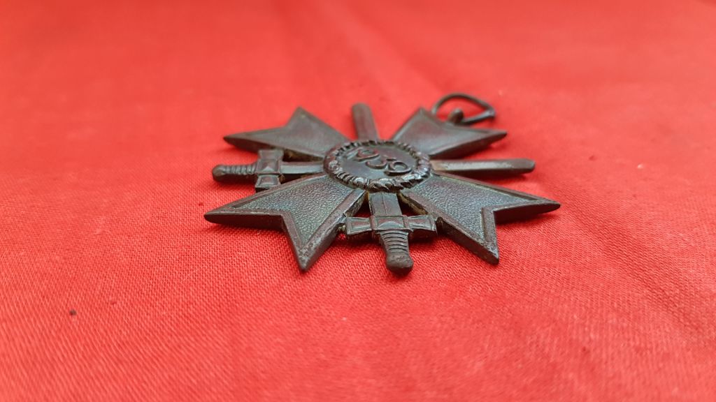 Kriegsverdienstkreuz mit Schwertern, 2. Klasse, KVK - фото фото фото 7