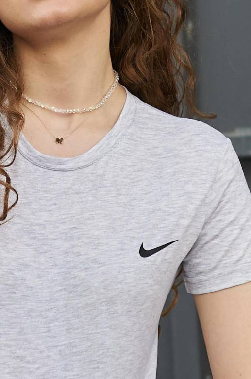 Женская футболка Nike серая - фото фото фото 3