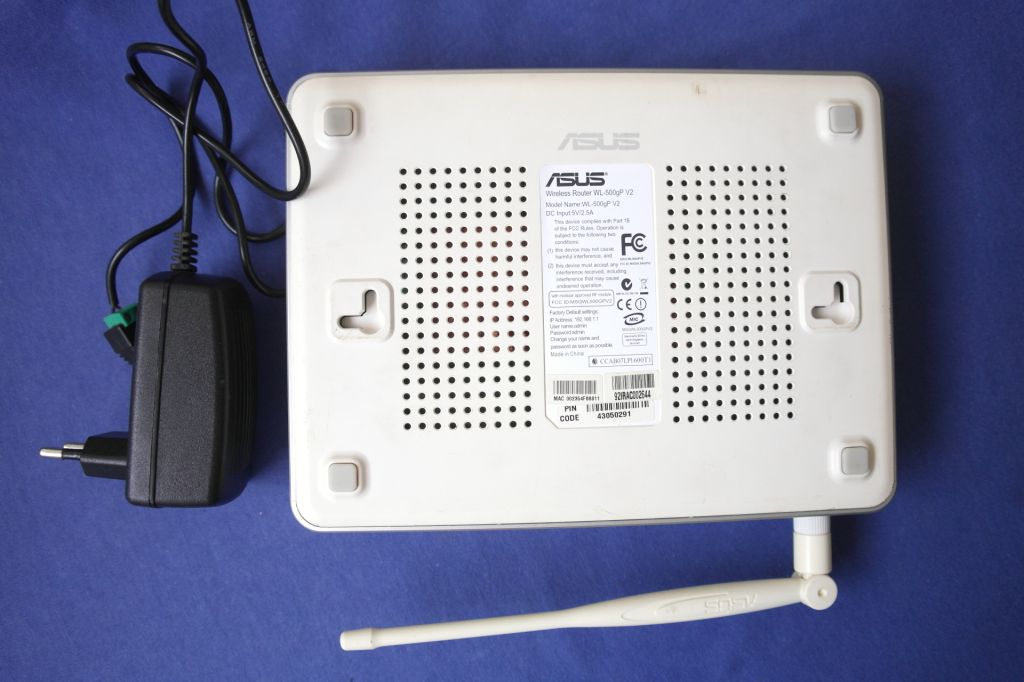 Беспроводной маршрутизатор Asus WL-500g Premium V2 - фото фото фото 2