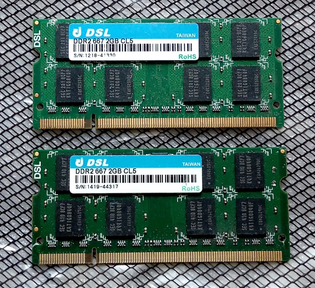 память 2x2 Gb РС2-5300s SO-DIMM - фото фото фото 0