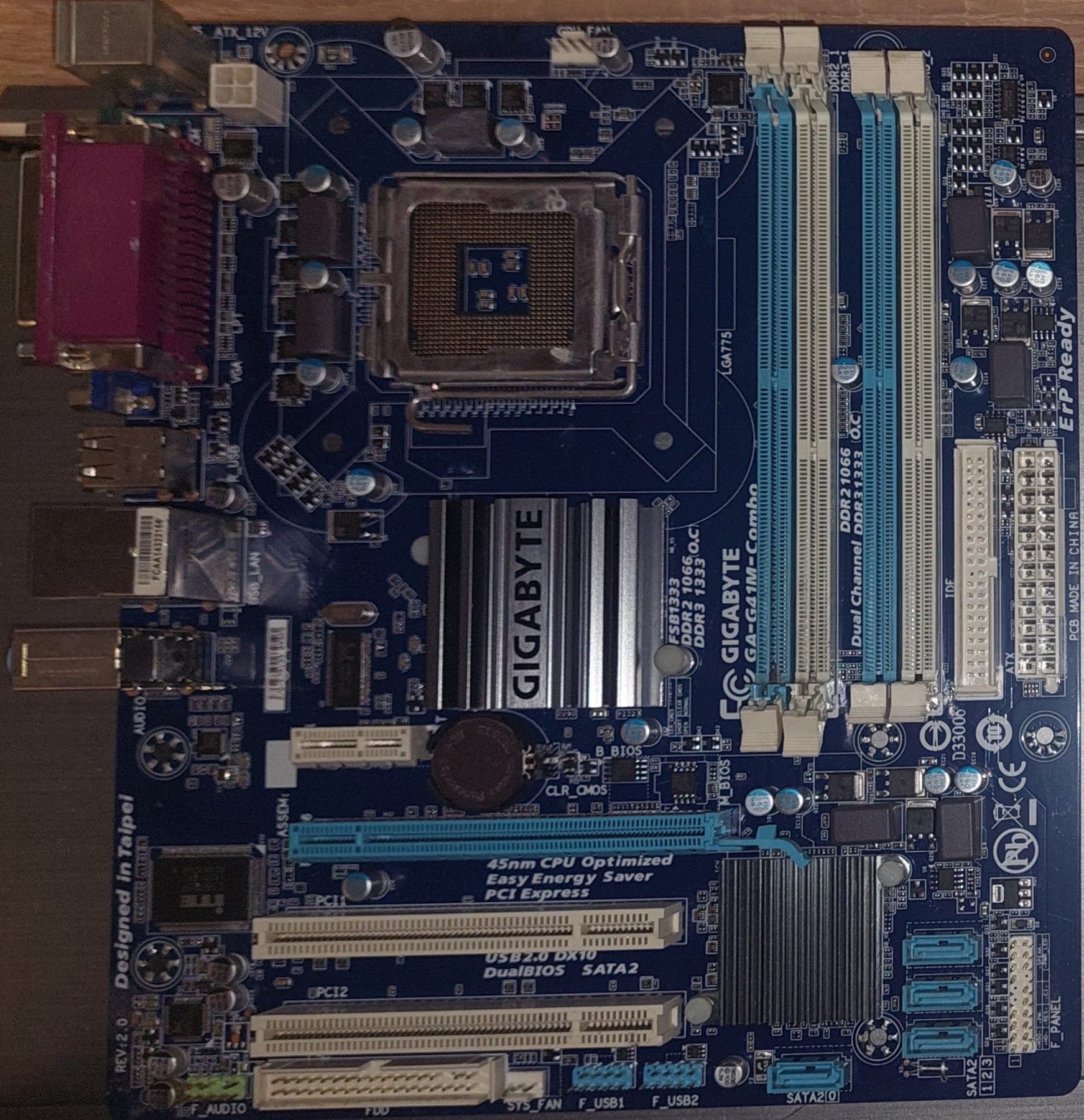 Б/В Материнська плата Gigabyte GA-G41M-Combo  Socket 775/MicroATX/ 2 x DDR2/DDR3 - фото фото фото 2