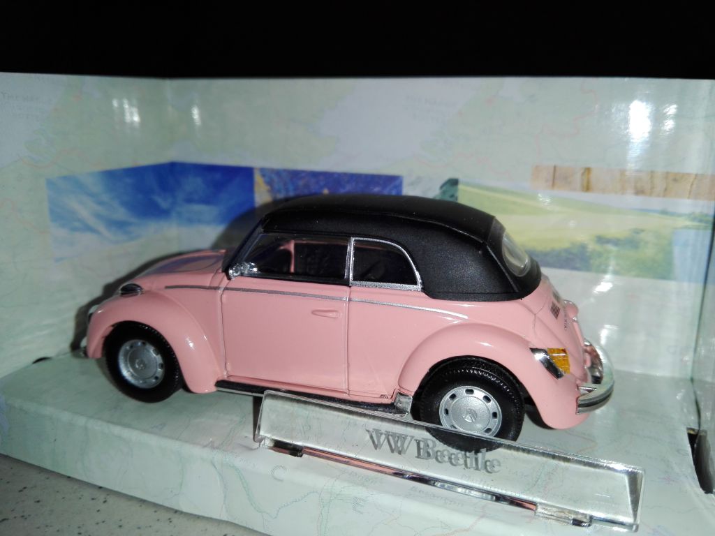 1/43 VOLKSWAGEN BEETLE. CARARAMA. - фото фото фото 4