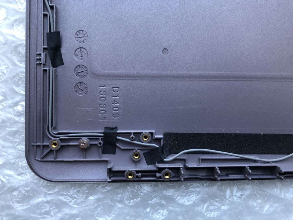 Кришка матриці для TrekStor SurfBook W1 SB14432-1A та інших - фото фото фото 1