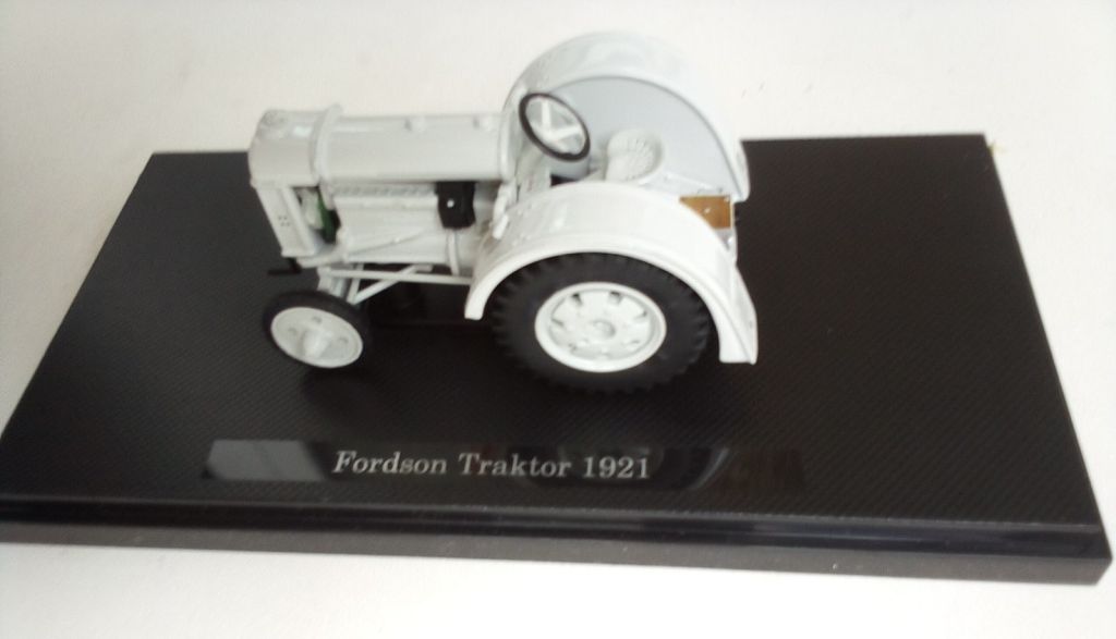 Dongguan 1/43 Fordson Traktor 1921 - фото фото фото 3