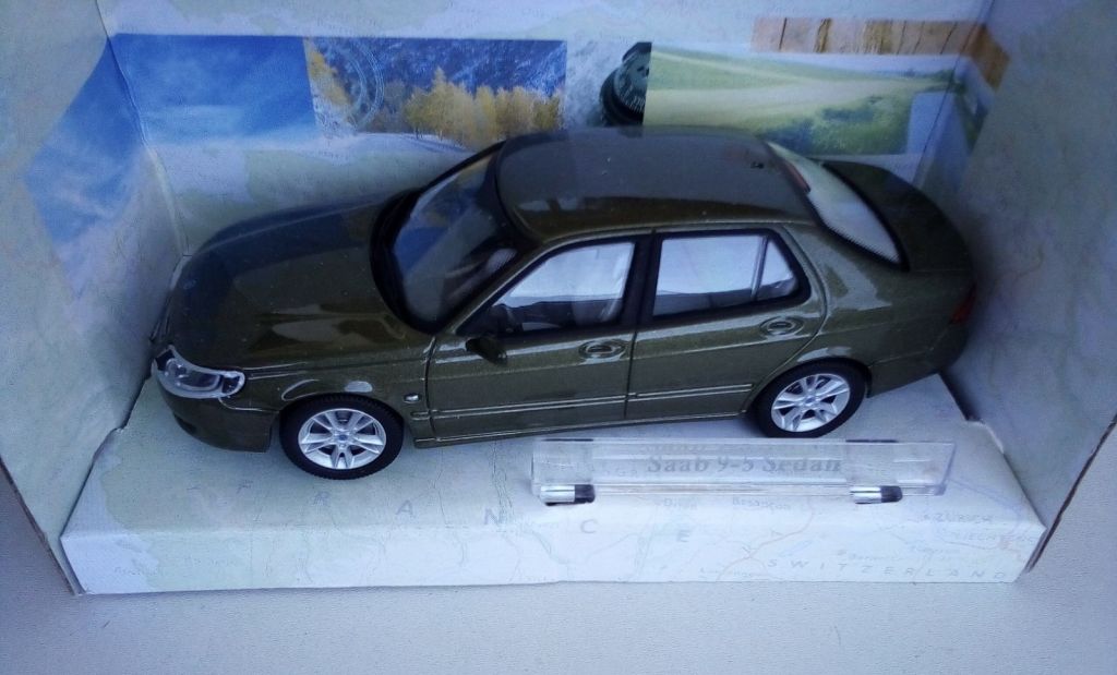Saab 9-5 sedan by Cararama 1/43 - фото фото фото 2